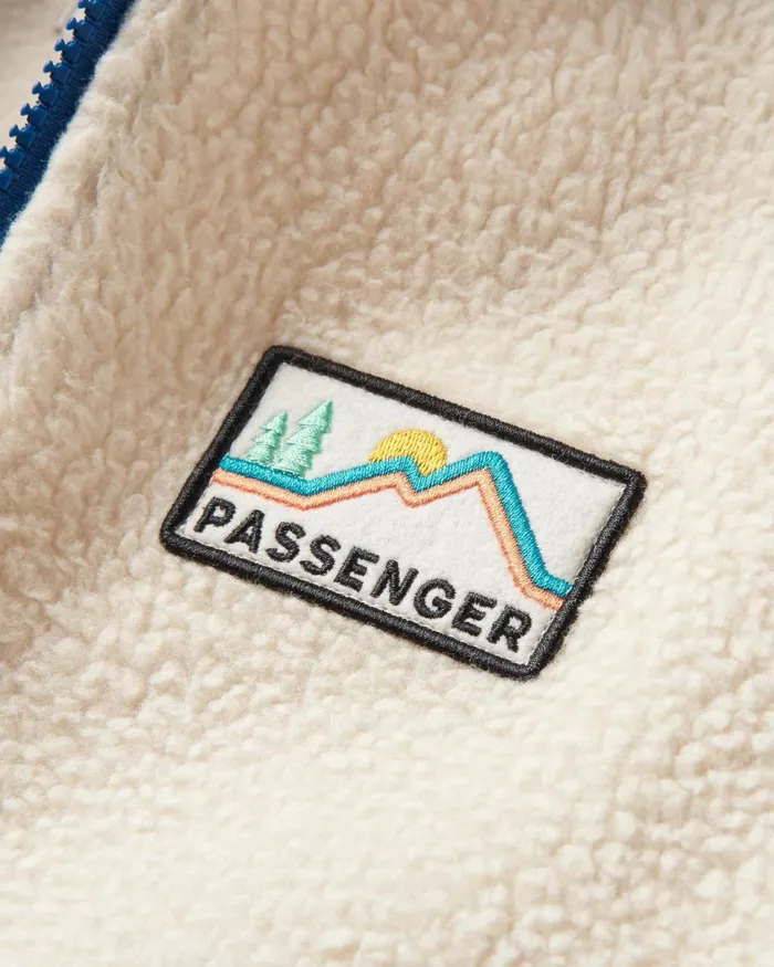 Passenger Tops Women North Coast 20 Full Zip Recycled Sherpa Fleece Oatmeal Oatmeal