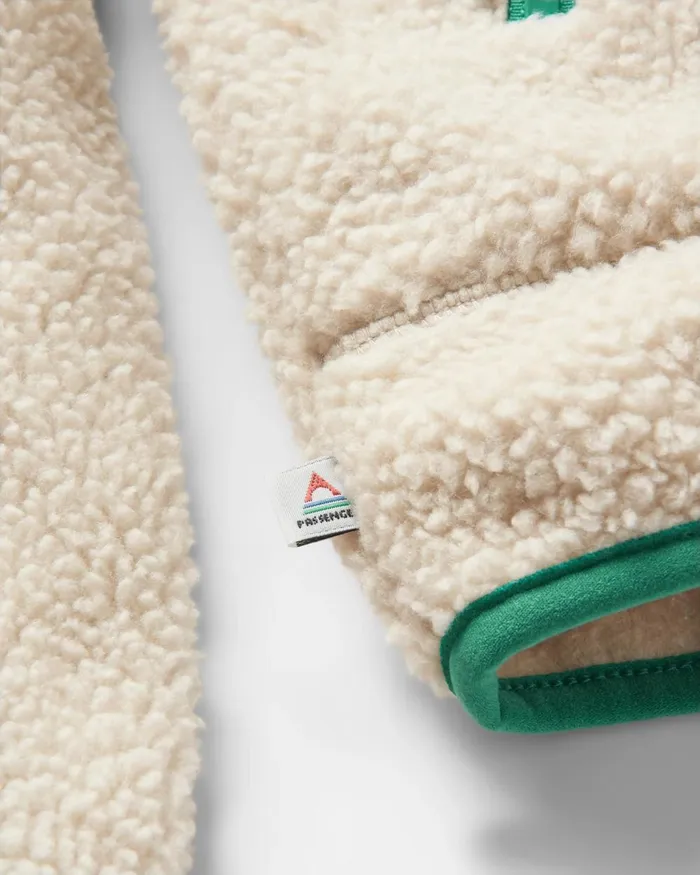 Passenger Tops Women North Coast 20 Full Zip Recycled Sherpa Fleece Oatmeal Oatmeal