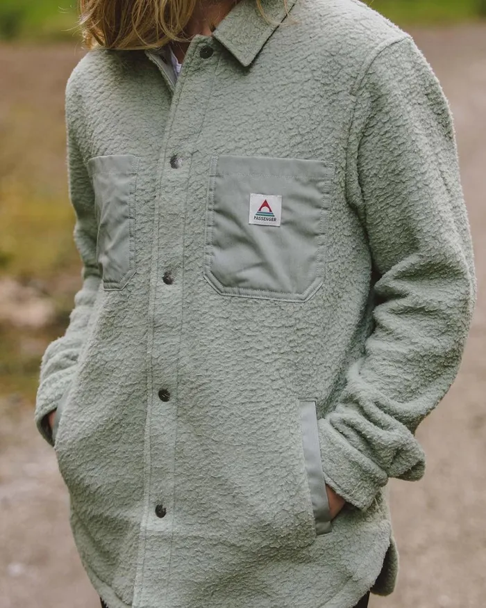 Passenger Tops Women Rappel Recycled Sherpa Oversized Shirt Pistachio Pistachio