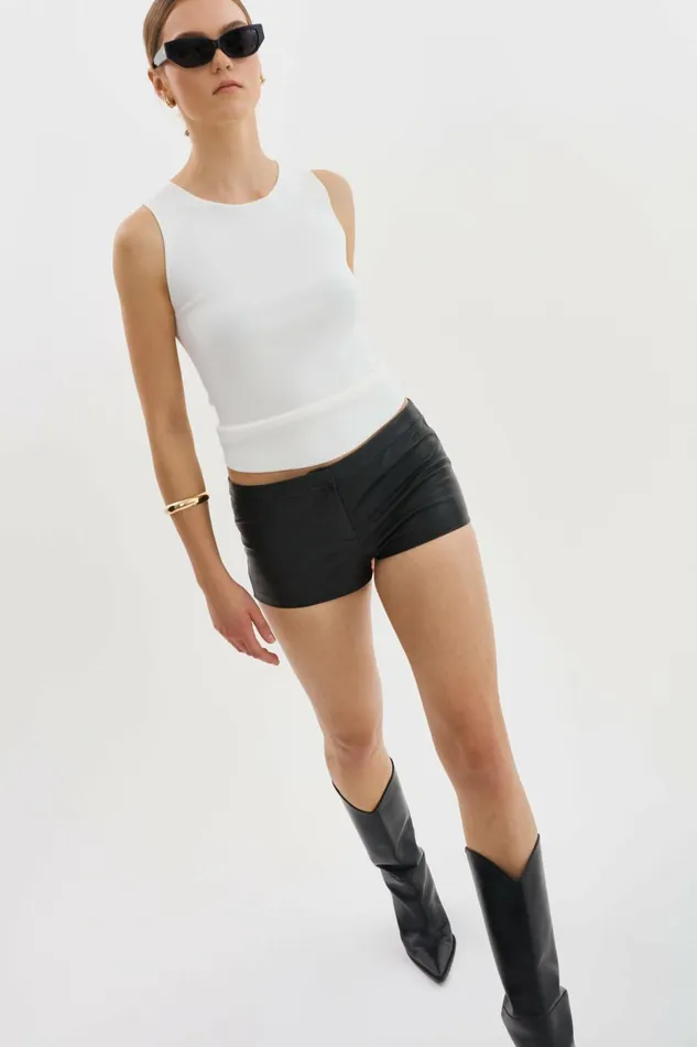 Rukiya Leather LowRise Hot Short Black Women Lamarque PANTS