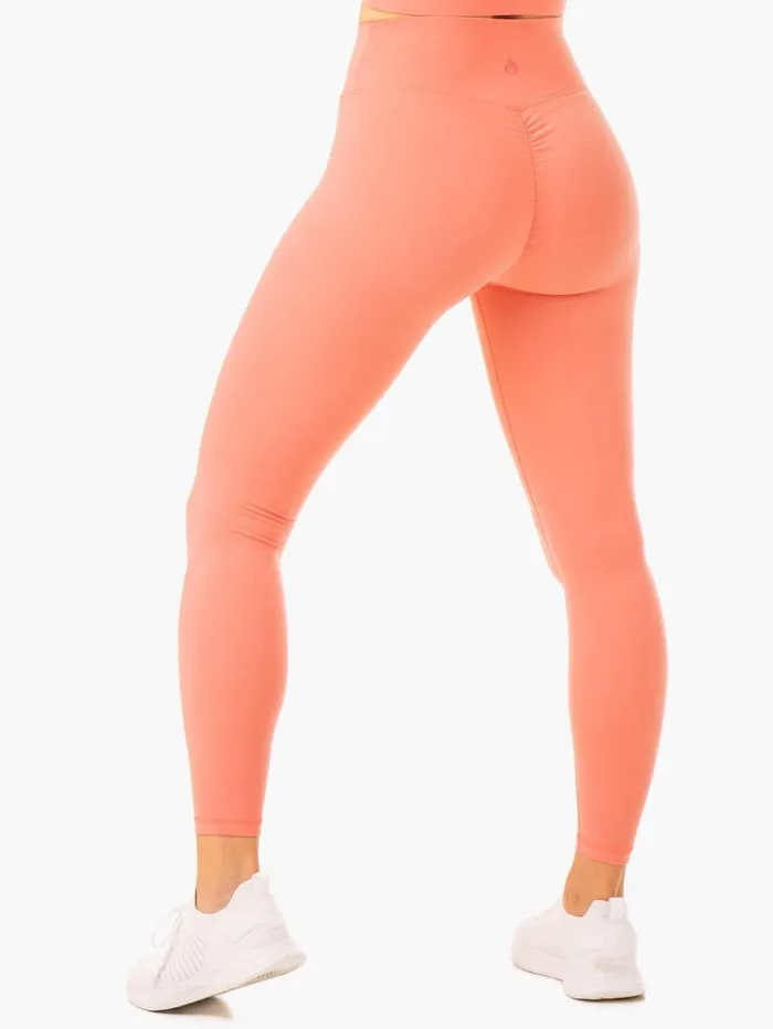 Serene Cross Over Scrunch Leggings 8211 Rose Pink Women Ryderwear Leggings