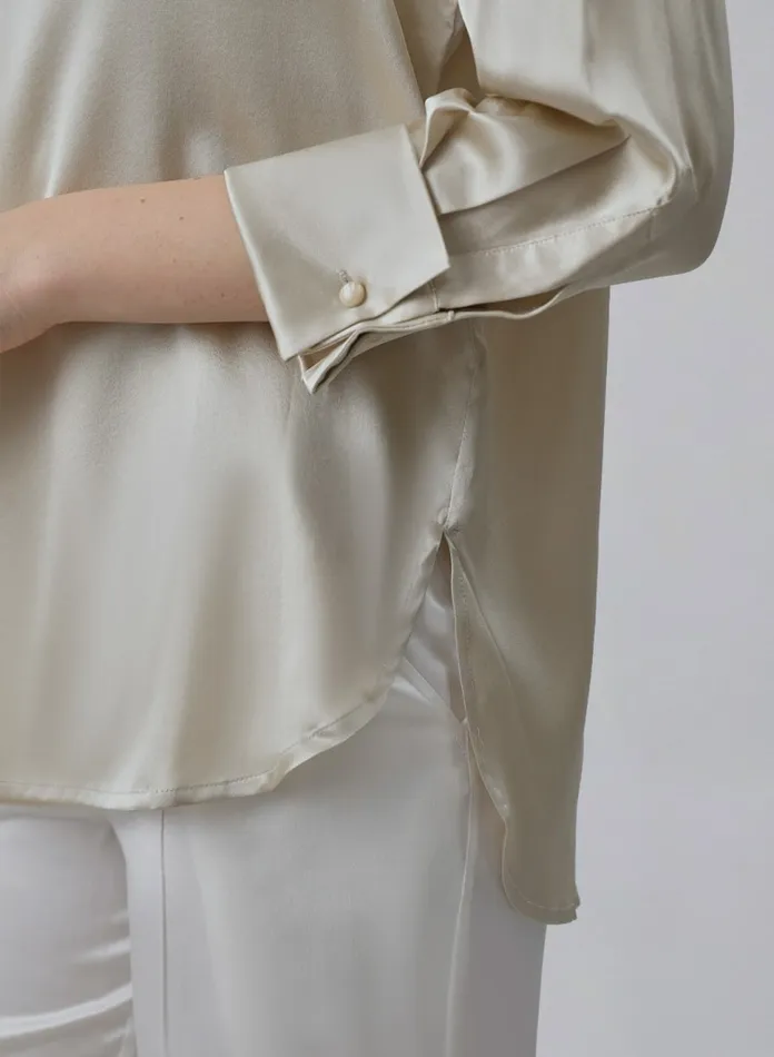 Silk Maison Shirts Round Neck Silk Blouse Beige 8211 Women