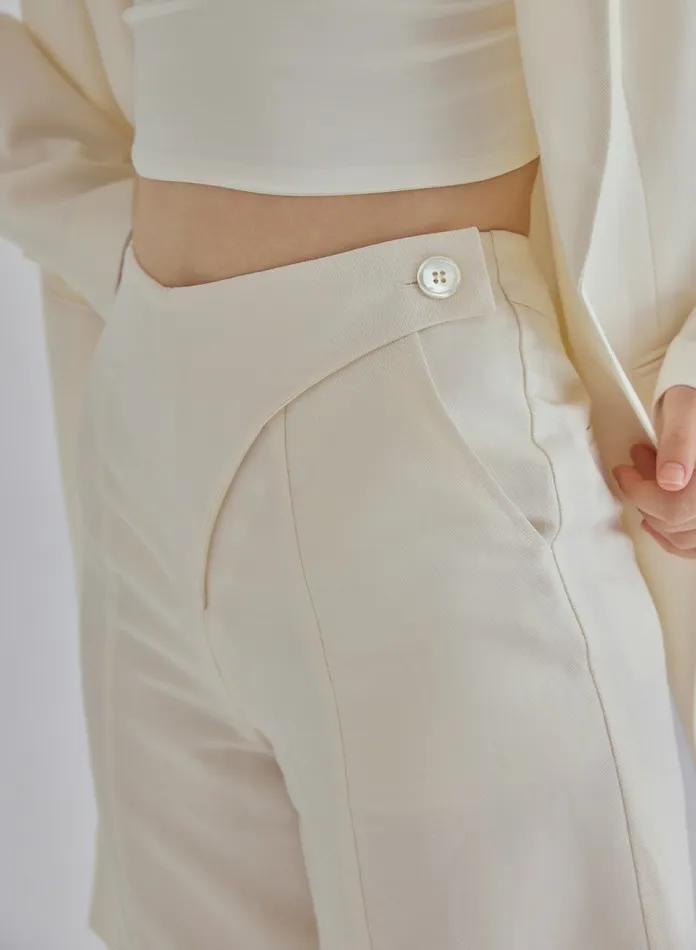 Silk Maison ShortsandPants White Quartz Silk Blend Shorts Ivory 8211 Women
