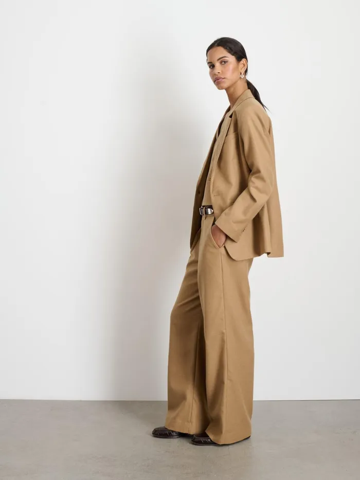 Soho Blazer In Wool Camel Women Alex Mill Set Dressing