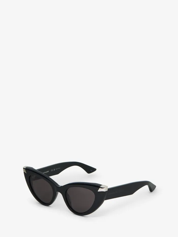 Sunglasses Women Alexander McQueen Punk Rivet CatEye Sunglasses Blacksmoke