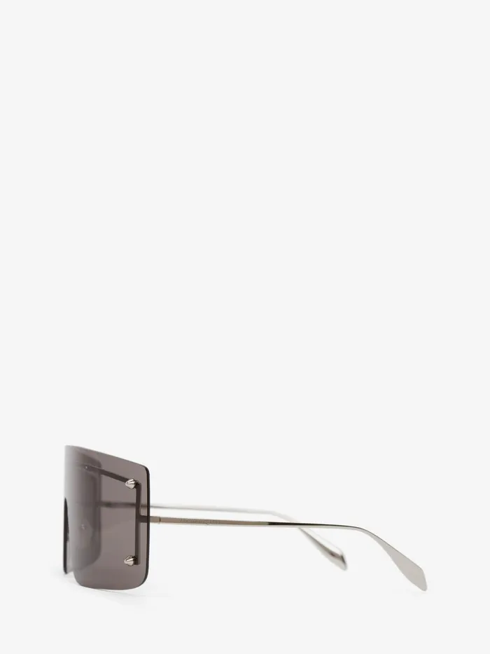 Sunglasses WomenMen Alexander McQueen Spike Studs Mask Sunglasses Smokesilver Sunglasses WomenMen Alexander McQueen Spike Studs Mask Sunglasses Smokesilver