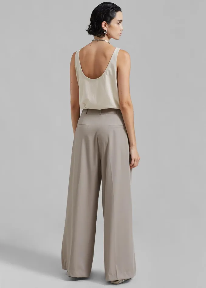 The Frankie Shop Bottoms Women Catalina Pleated Trousers 8211 Grey