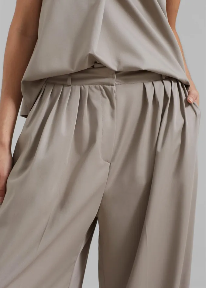 The Frankie Shop Bottoms Women Catalina Pleated Trousers 8211 Grey