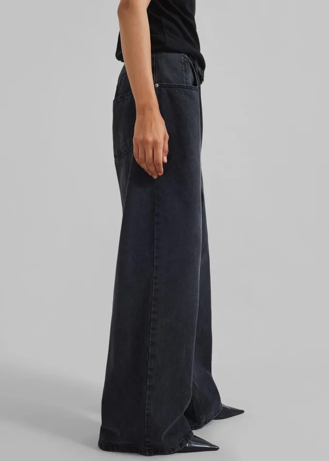 The Frankie Shop Bottoms Women Lexington Jeans 8211 Black Wash