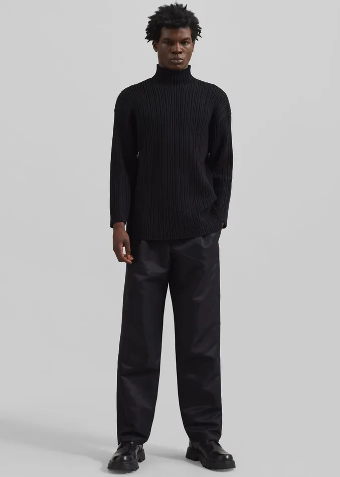 The Frankie Shop Knitwear Men Louis Gabriel Nouchi Mockneck Rib Sweater 8211 Black