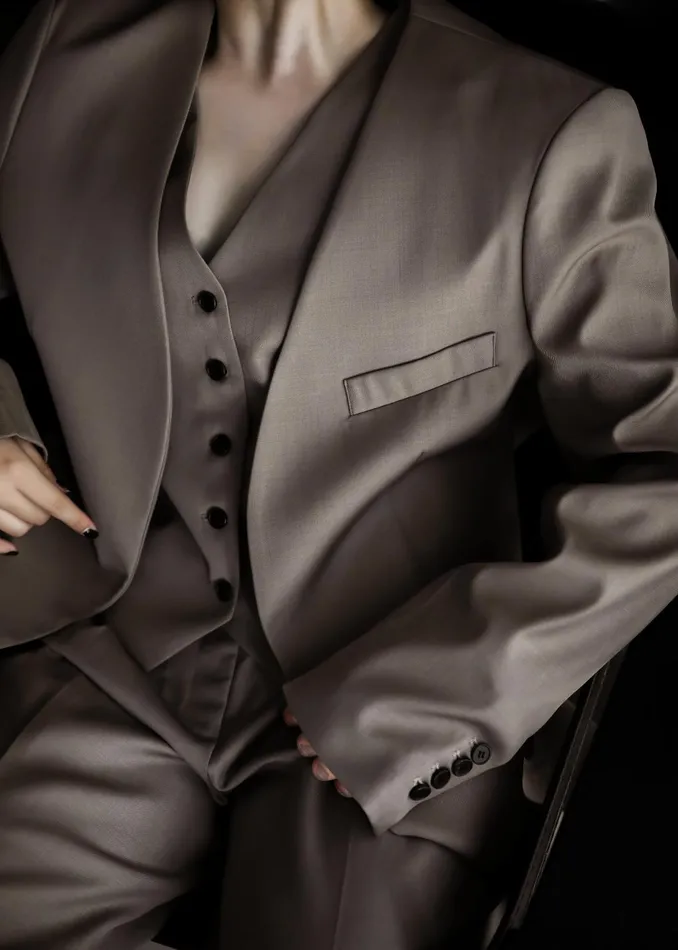 The Frankie Shop Outerwear Women Gillian Collarless Blazer 8211 Taupe
