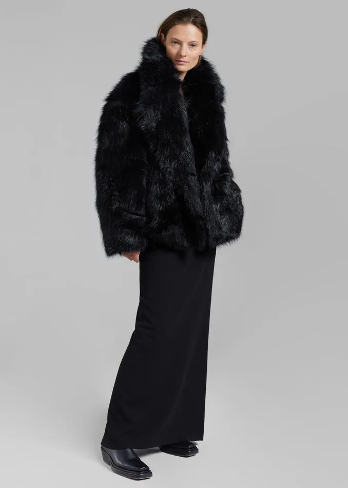 The Frankie Shop Outerwear WomenMen Fallon Short Faux Fur Coat 8211 Black