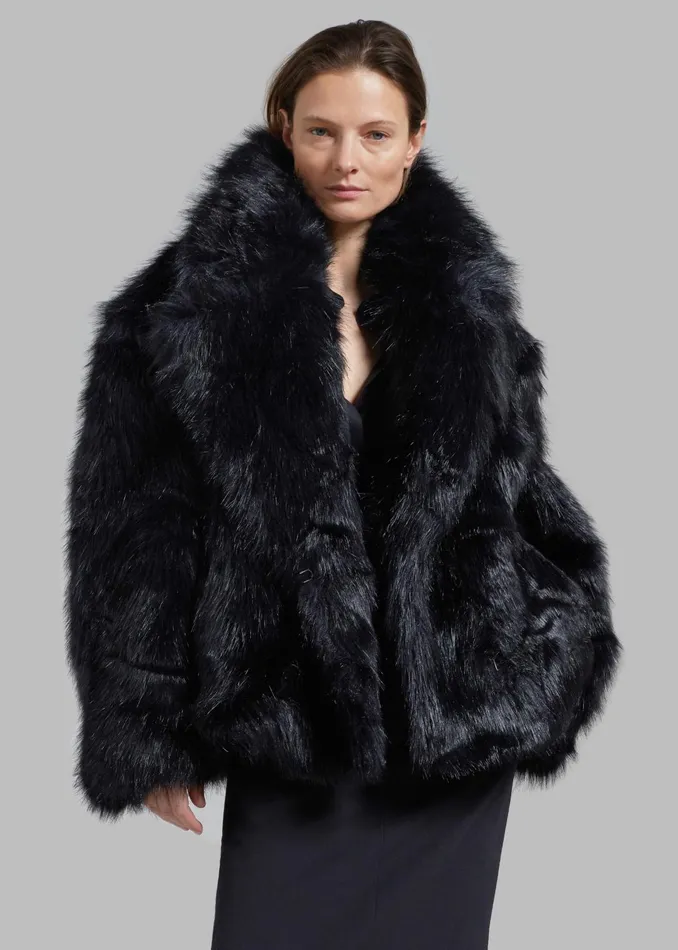 The Frankie Shop Outerwear WomenMen Fallon Short Faux Fur Coat 8211 Black