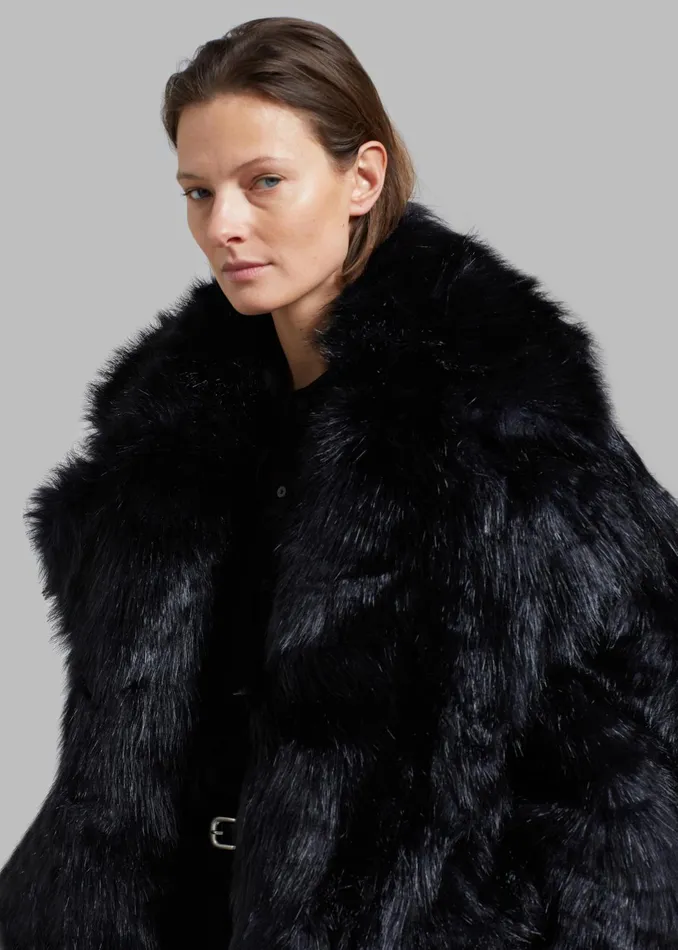 The Frankie Shop Outerwear WomenMen Fallon Short Faux Fur Coat 8211 Black