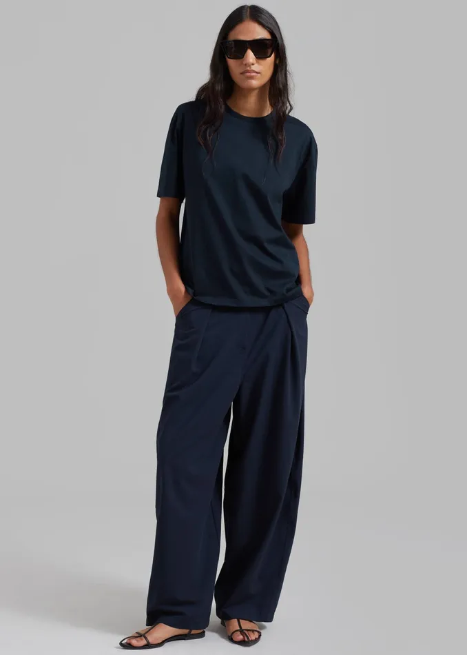The Frankie Shop Tops Women Connell Boxy Tee 8211 Navy