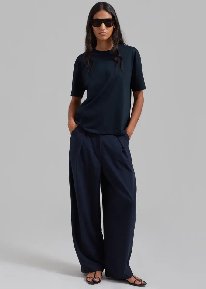 The Frankie Shop Tops Women Connell Boxy Tee 8211 Navy