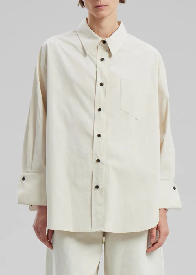 The Frankie Shop Tops Women Zuri Boxy Button Up Shirt 8211 Cream