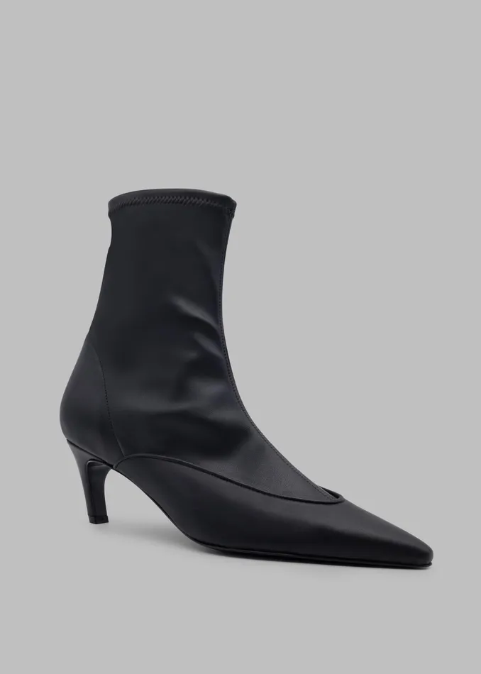 The Frankie Shop Women Gia Borghini X Heidi Bivens Hunter Boots 8211 Black