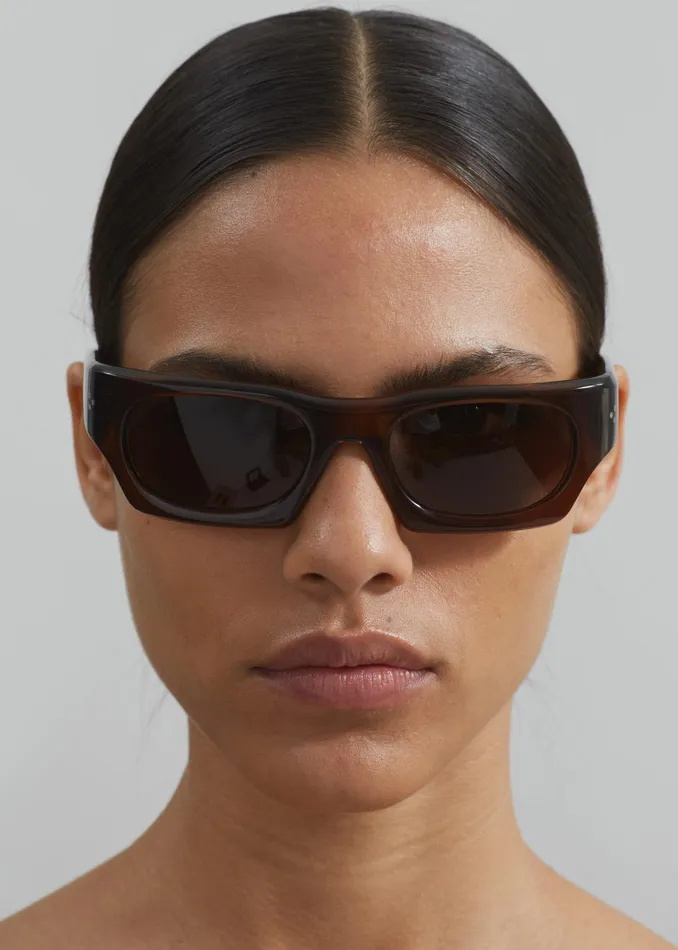The Frankie Shop WomenMen Port Tanger Kerewan Sunglasses 8211 Bunaa AcetateTobacco Lens