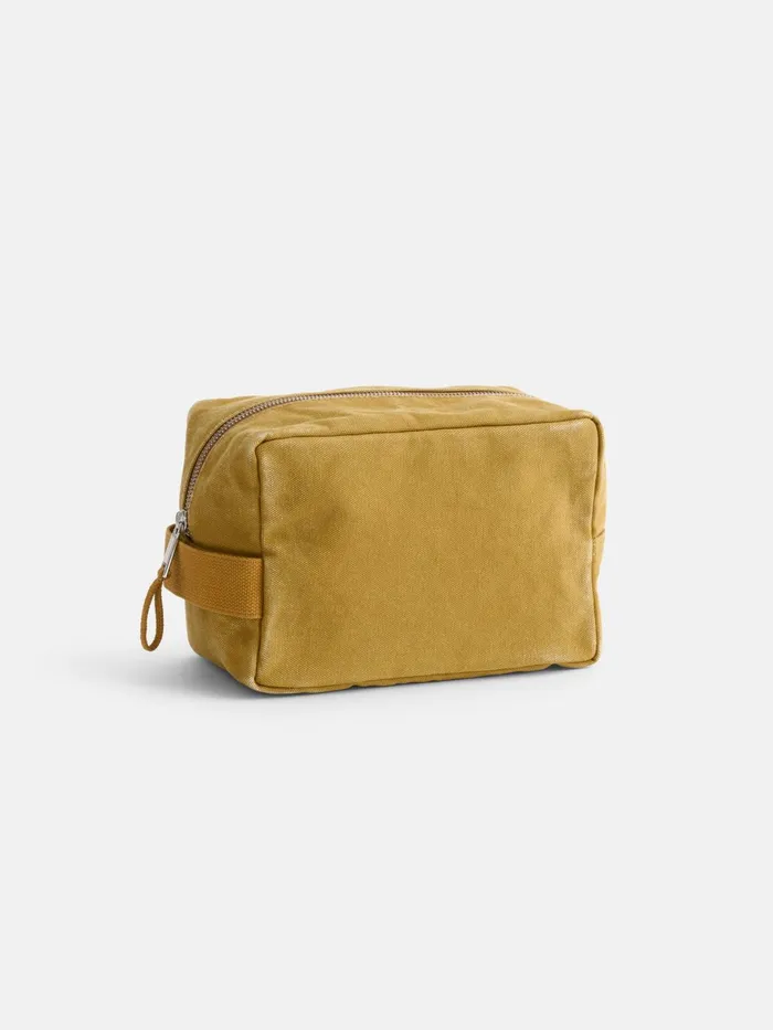 The Perfect Dopp Kit Golden Khaki Women Alex Mill