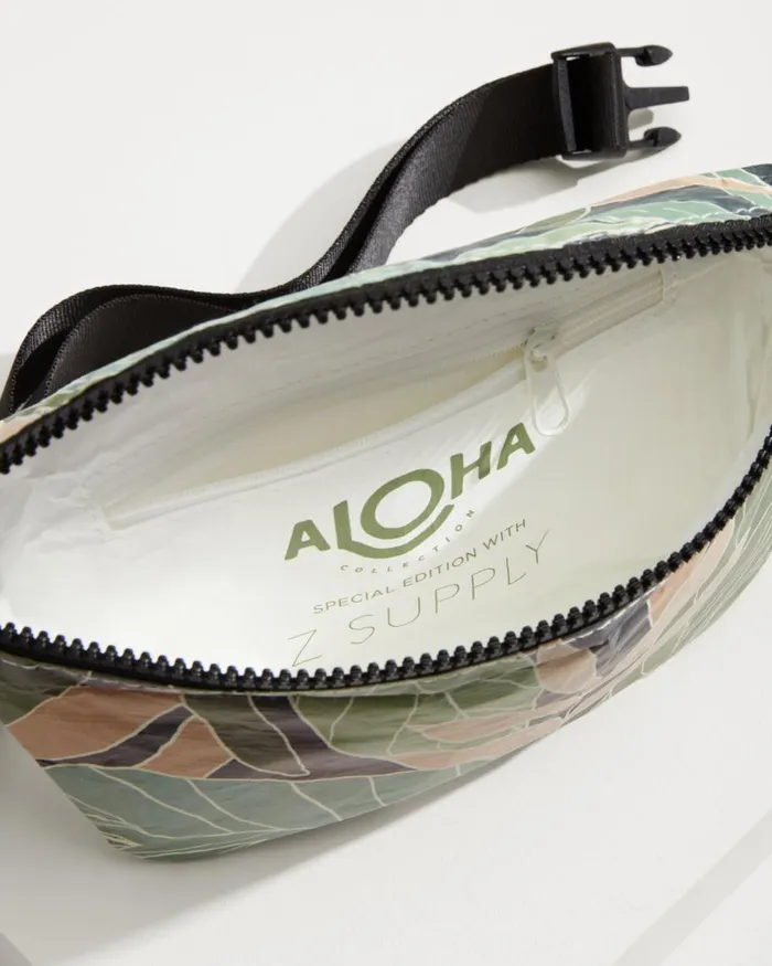 Tommy Bahama Aloha Collection Cusco Mini Hip Pack Cusco WomenBeach and Home Luggage and Travel Tommy Bahama Aloha Collection Cusco Mini Hip Pack Cusco WomenBeach and Home Luggage and Travel