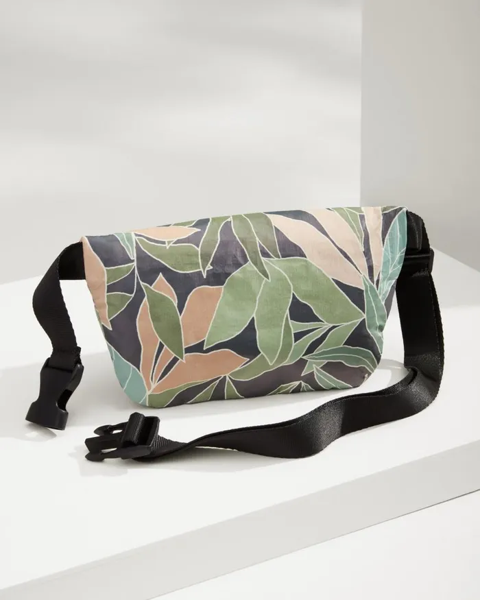 Tommy Bahama Aloha Collection Cusco Mini Hip Pack Cusco WomenBeach and Home Luggage and Travel Tommy Bahama Aloha Collection Cusco Mini Hip Pack Cusco WomenBeach and Home Luggage and Travel