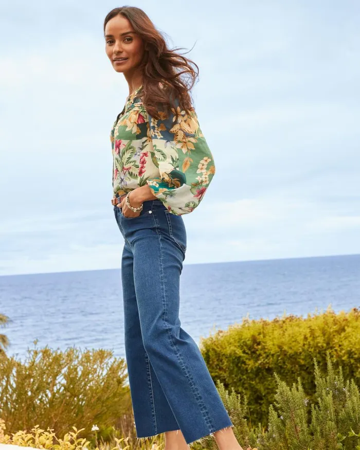 Tommy Bahama HighRise Cropped WideLeg Jeans Sunset Blue Wash Women Jeans Tommy Bahama HighRise Cropped WideLeg Jeans Sunset Blue Wash Women Jeans
