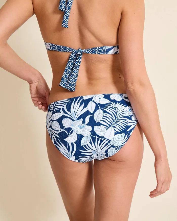 Tommy Bahama Island Cays Blooms Reversible Hipster Bikini Bottoms Mare Navy Rev Women Bikini Bottoms Tommy Bahama Island Cays Blooms Reversible Hipster Bikini Bottoms Mare Navy Rev Women Bikini Bottoms