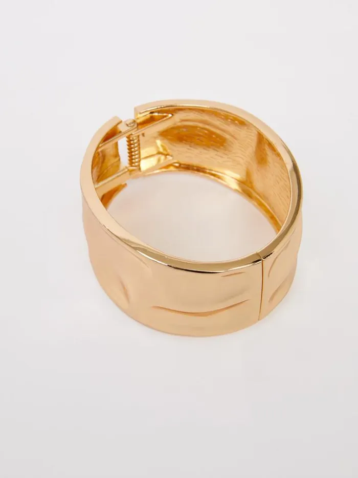 Woman French Connection Jewellery Molten Metal Bracelet Gold