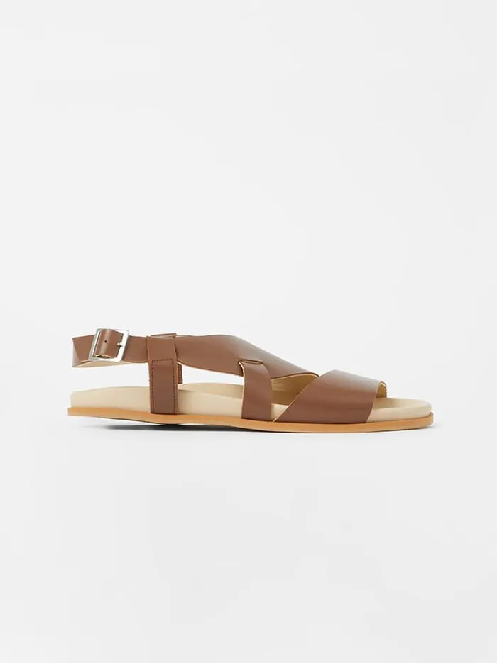 Woman French Connection Shoes SW X Branca Asymmetric Footbed Sandals Brown