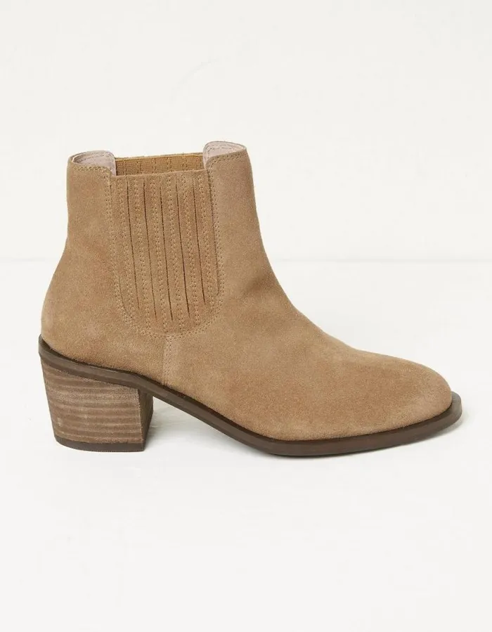 Women Boots FatFace Zara Block Heel Chelsea Boot Tan