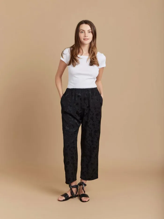 Women Pants and Jeans Agns B Black Viscose Vietnam Floral WidePants