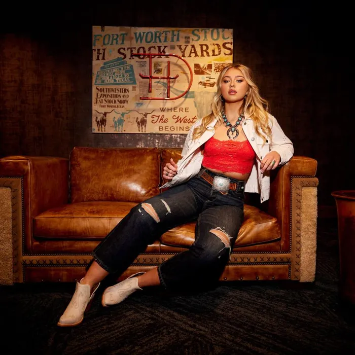 Women Ultra High Rise Tomboy Straight Jean Bora Bora Ariat Denim Women Ultra High Rise Tomboy Straight Jean Bora Bora Ariat Denim