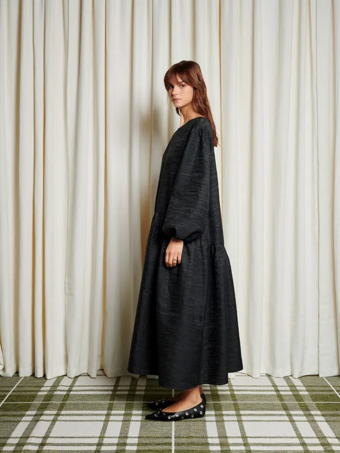Womenswear Dresses Sister Jane Ghospell Rosslyn Oversized Midi Dress Coal Black Womenswear Dresses Sister Jane Ghospell Rosslyn Oversized Midi Dress Coal Black