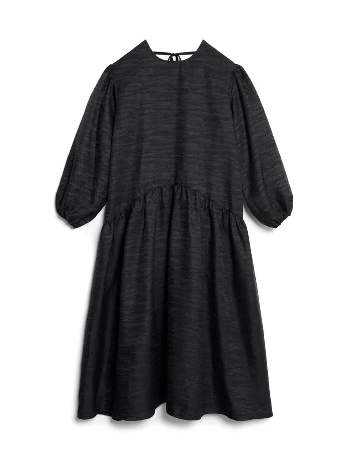 Womenswear Dresses Sister Jane Ghospell Rosslyn Oversized Midi Dress Coal Black Womenswear Dresses Sister Jane Ghospell Rosslyn Oversized Midi Dress Coal Black