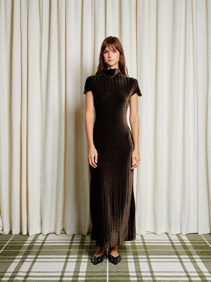 Womenswear Dresses Sister Jane Ghospell Vaila Velvet Maxi Dress Chocolate Brown Womenswear Dresses Sister Jane Ghospell Vaila Velvet Maxi Dress Chocolate Brown